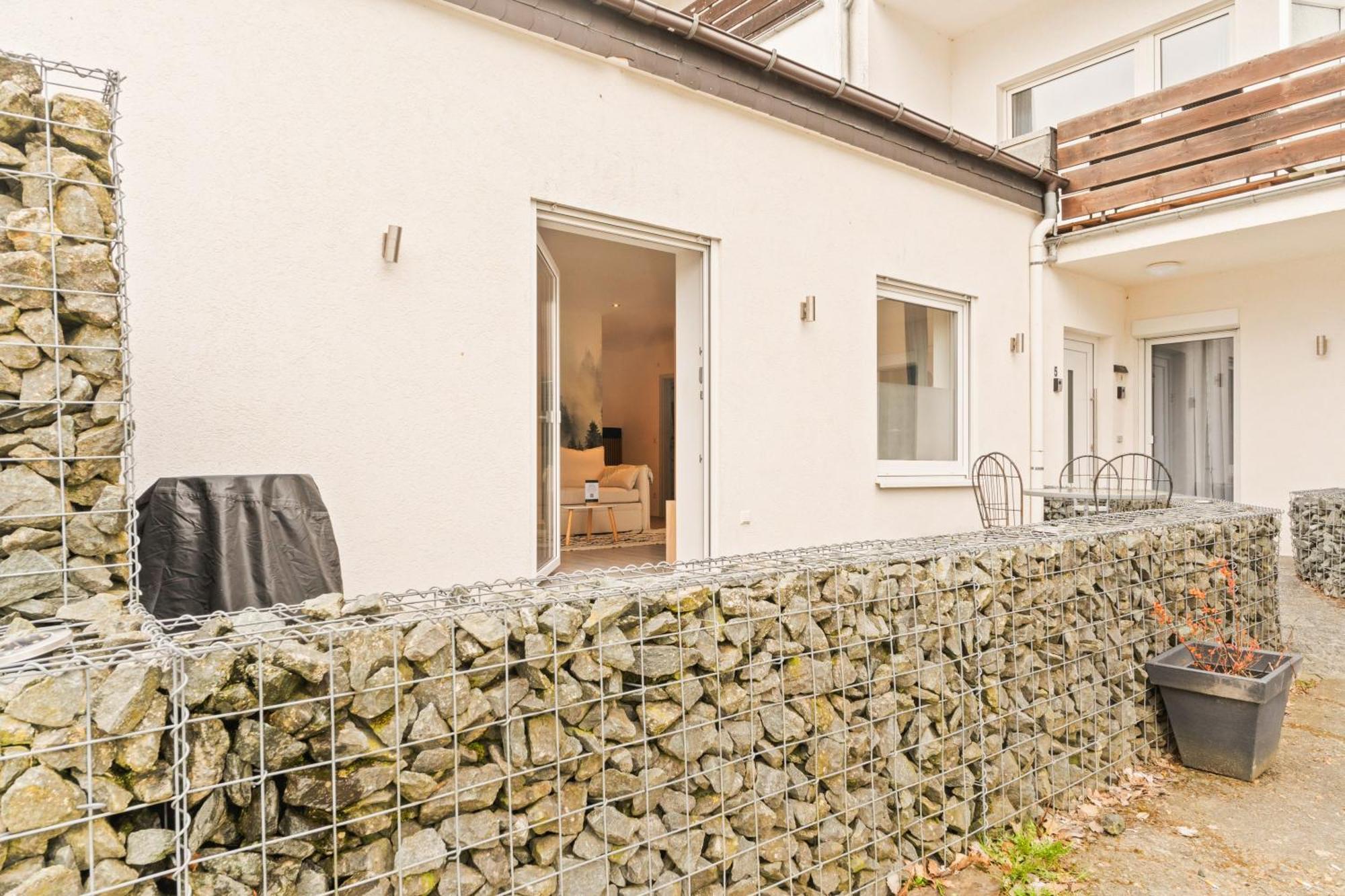 Greenhouse Living Apartment Aurinia - Wandern - Mountainbike Fahren - 4 Minuten Nach Winterberg - 4 Minuten Zur Ruhrquelle - Natur Geniessen - Reisen Mit Hund Medebach Exterior foto